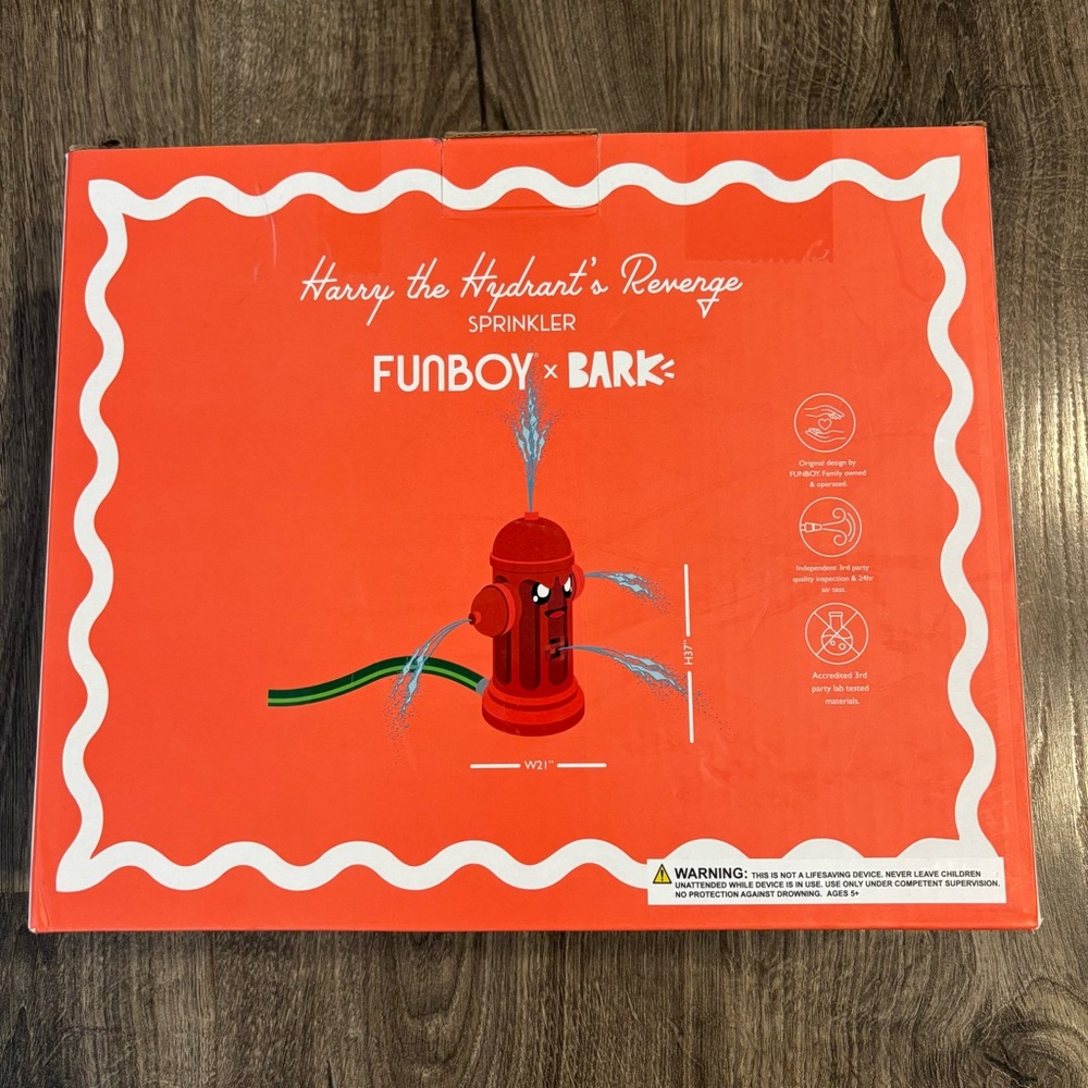 Bark Funboy X BARKbox Harry The Hydrant's Revenge Sprinkler Inflatable NIB